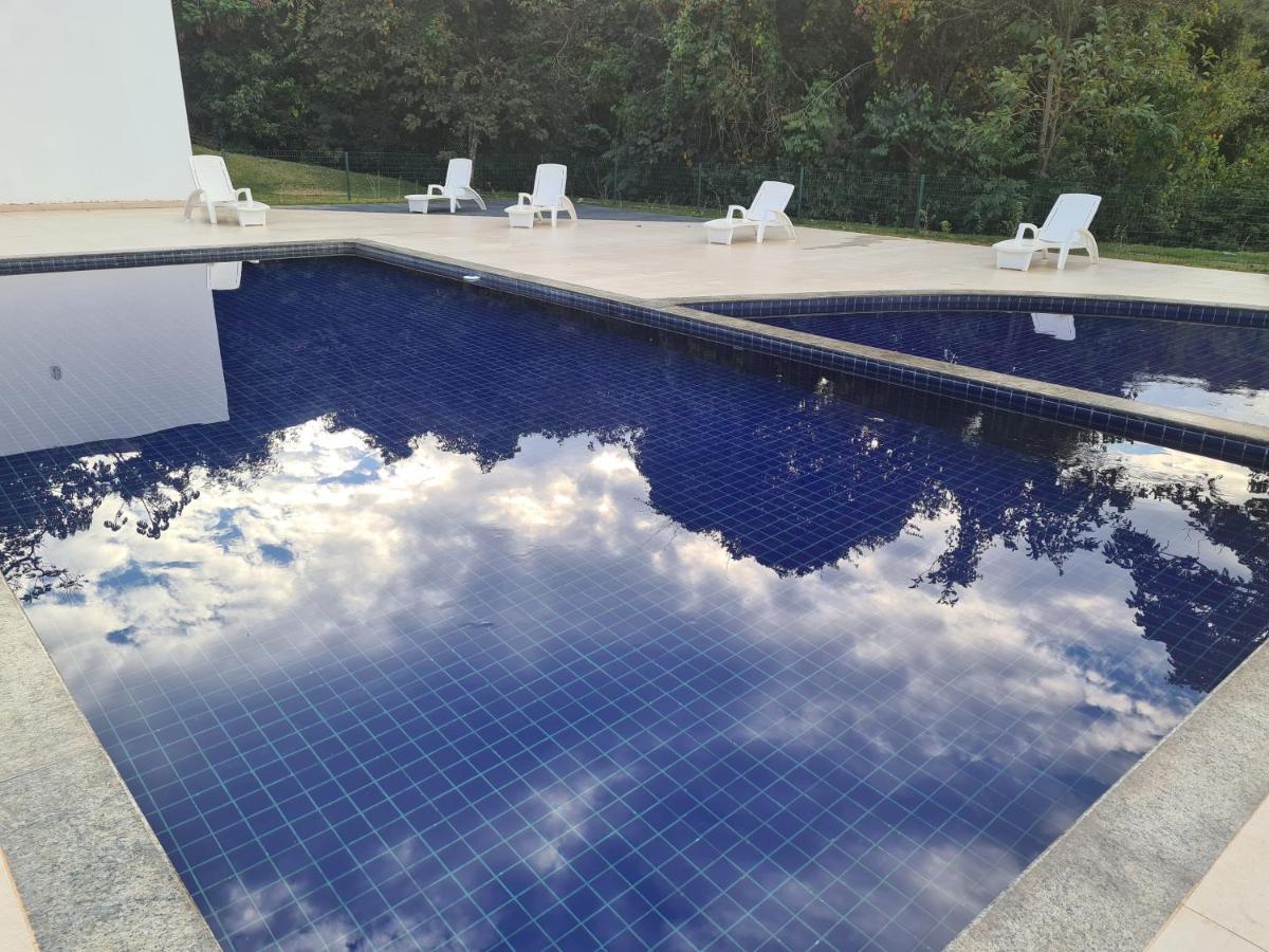 Escarpas Do Lago Vista Privilegiada Capitolio Ngoại thất bức ảnh